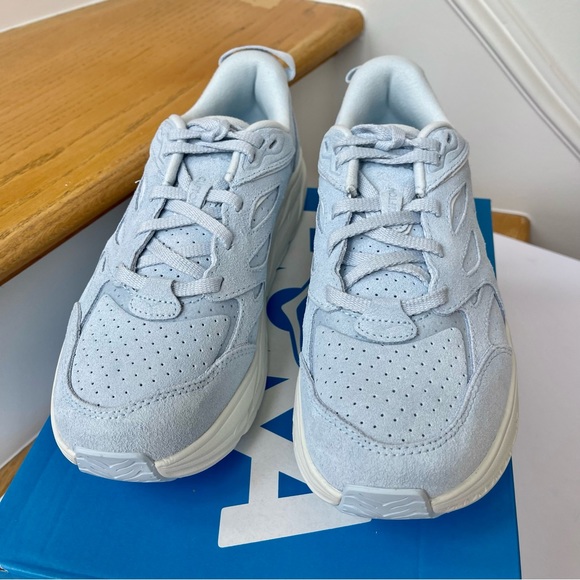 NWT Hoka One One Clifton L Suede in Country Air / Bit of Blue Unisex - Picture 14 of 15